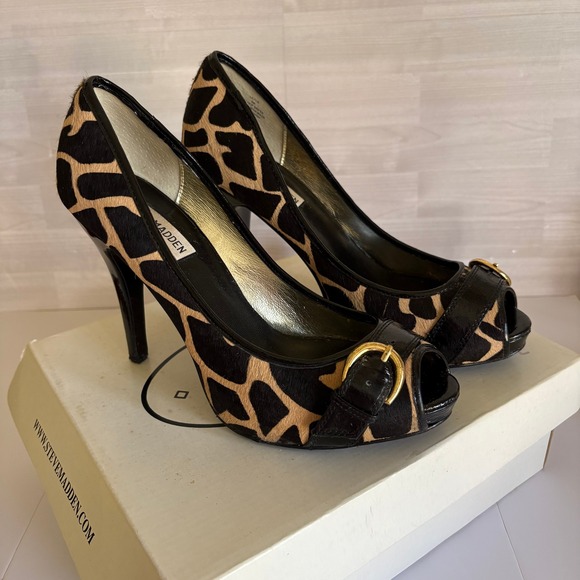 Steve Madden Shoes - Steve Madden Womens Lezlie Peep Toe Pumps Giraffe Print Calf Hair Buckle Size 9M